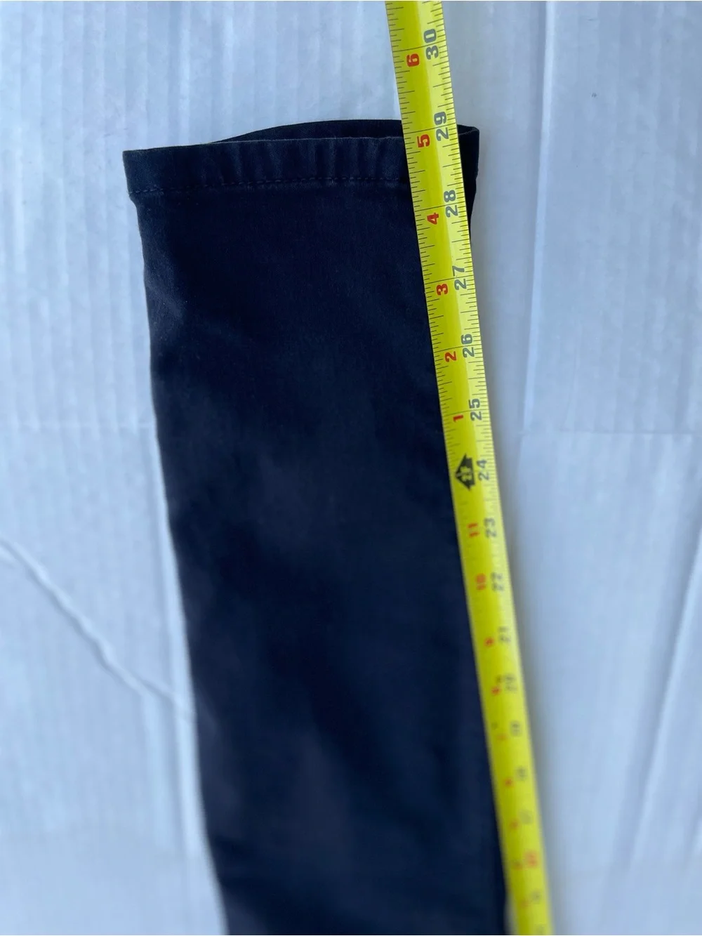 Robin's Jean Women's Black Skinny Jeans with Gold Hardware